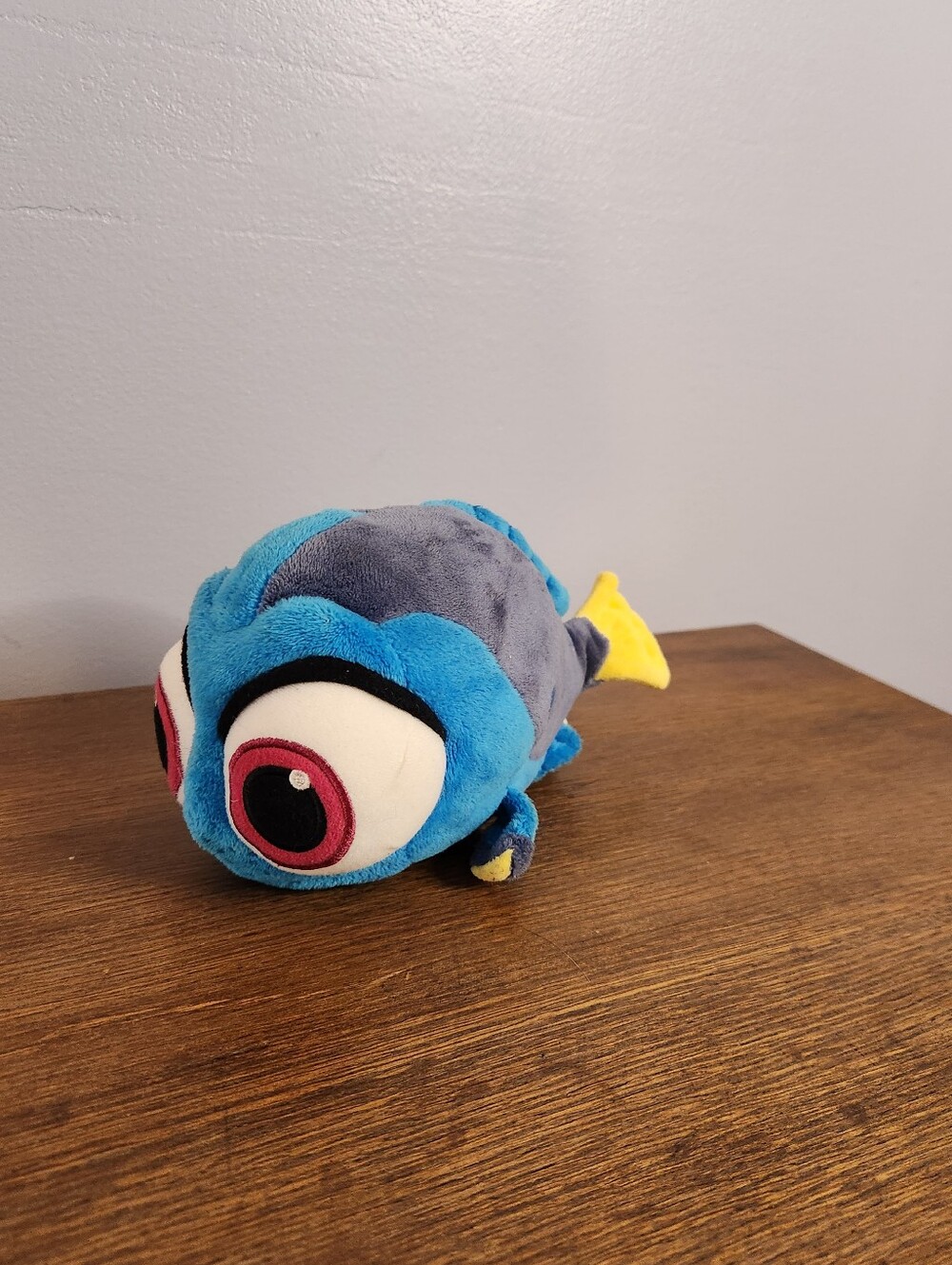 Disneys Store Genuine 8" Baby Dory Plush Finding Dory